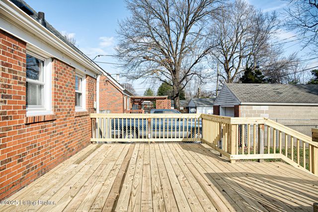 3630 Windward Way, Louisville, KY 40220