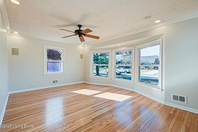 3630 Windward Way, Louisville, KY 40220