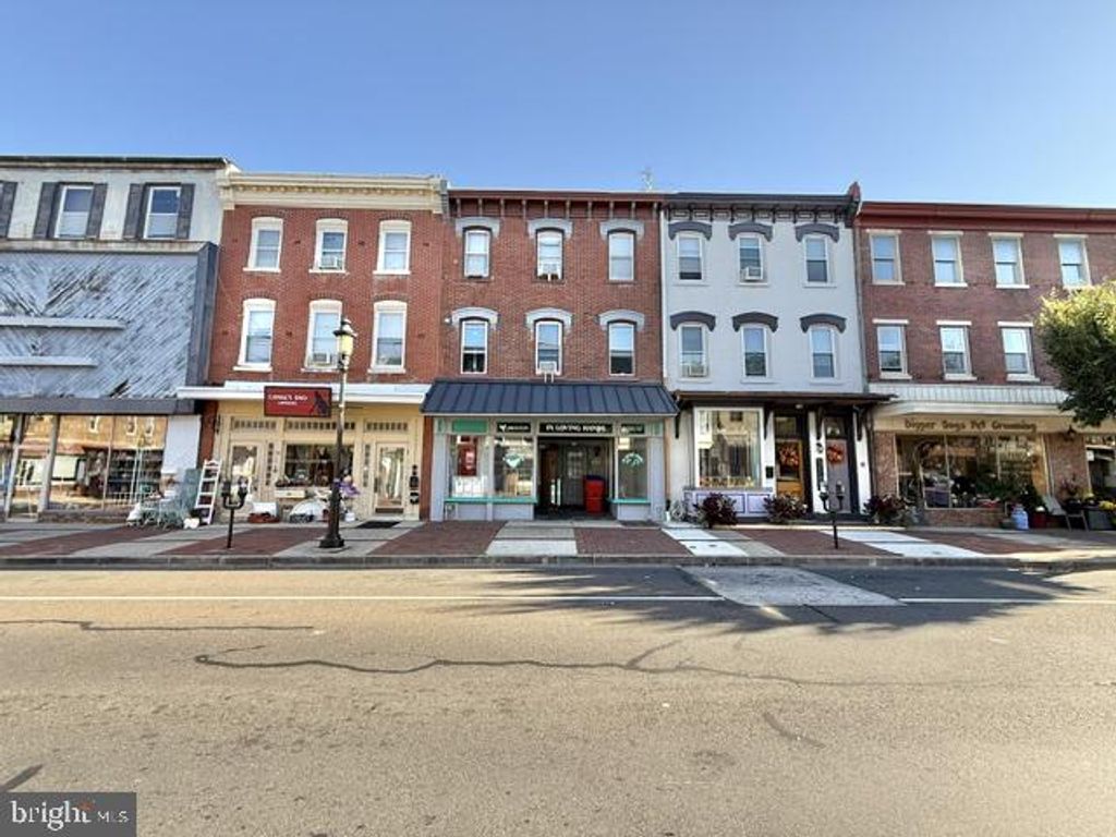 325 MILL ST #4, BRISTOL, PA 19007 — exterior
