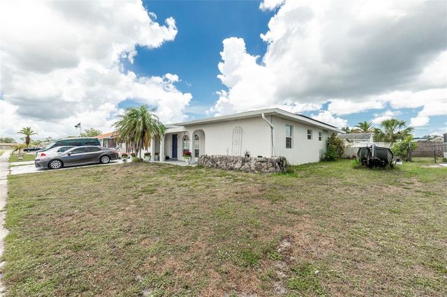 6103 FABIAN ROAD, North Port, FL 34287