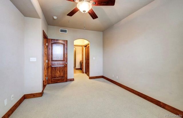 9079 E Panorama Circle 204, Englewood, CO 80112