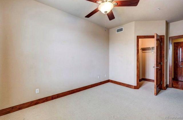 9079 E Panorama Circle 204, Englewood, CO 80112