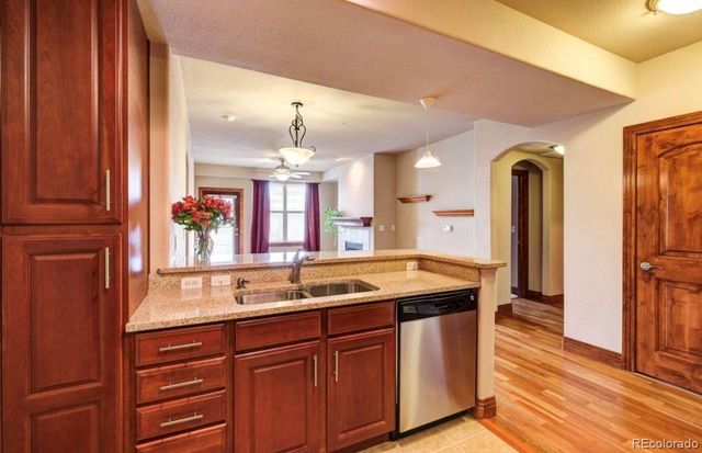 9079 E Panorama Circle 204, Englewood, CO 80112