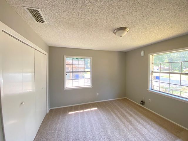 410 Cordell Drive, Crockett, TX 75835