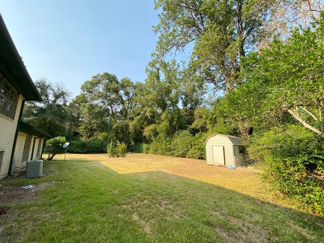 410 Cordell Drive, Crockett, TX 75835