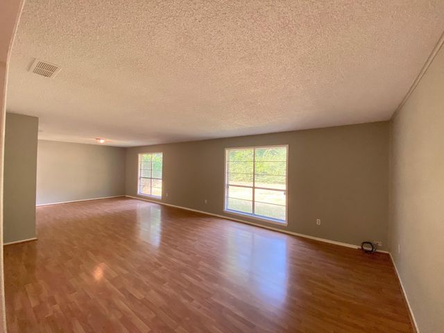410 Cordell Drive, Crockett, TX 75835