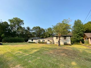410 Cordell Drive, Crockett, TX 75835