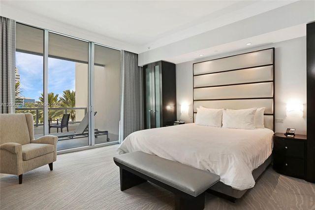 4391 Collins Avenue 307, Miami Beach, FL 33140