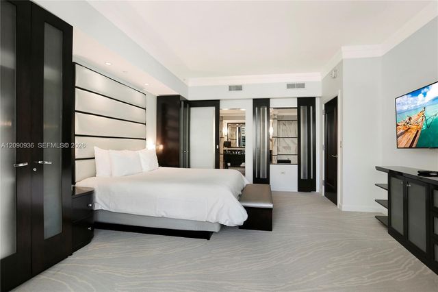 4391 Collins Avenue 307, Miami Beach, FL 33140