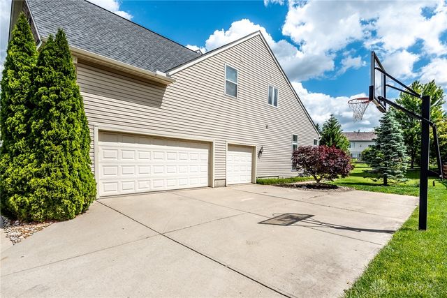 318 Countryside Drive, Lebanon, OH 45036