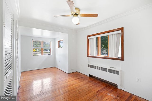 1615 CHAPEL AVE W, Cherry Hill, NJ 08002