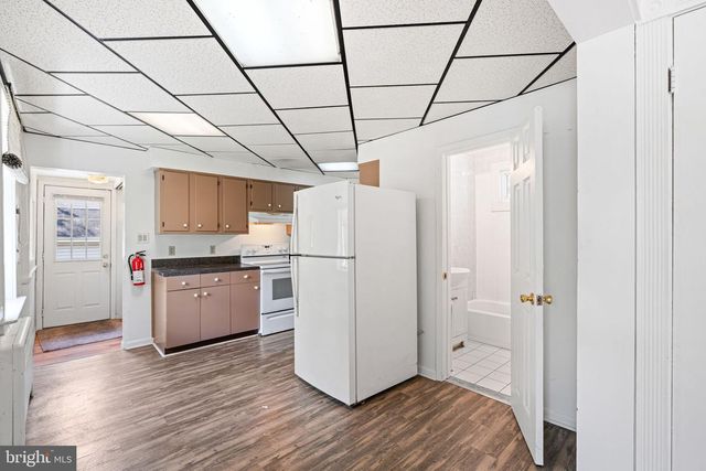 1615 CHAPEL AVE W, Cherry Hill, NJ 08002