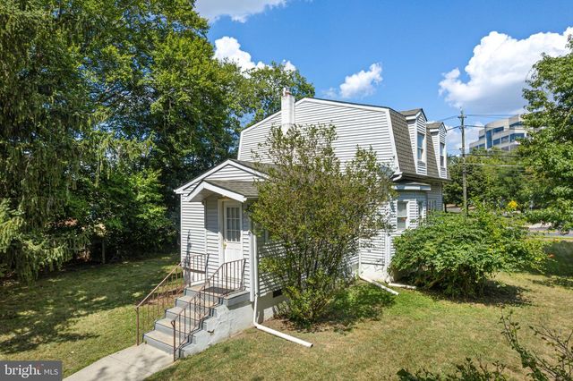 1615 CHAPEL AVE W, Cherry Hill, NJ 08002