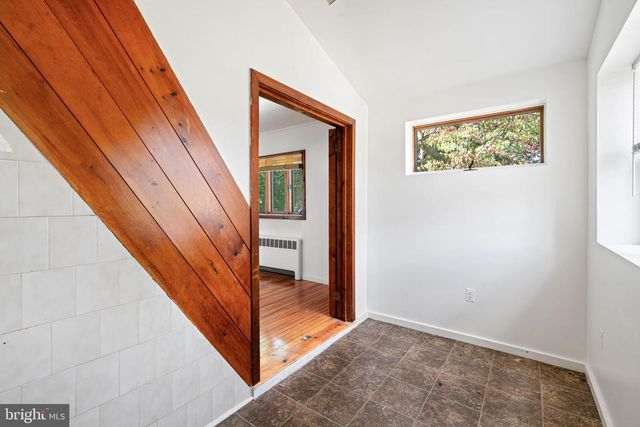 1615 CHAPEL AVE W, Cherry Hill, NJ 08002