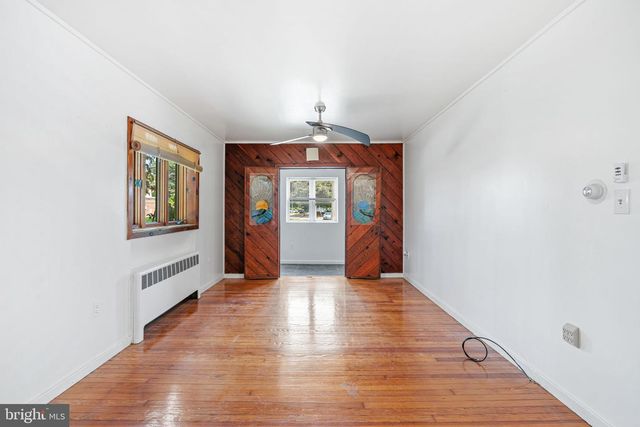 1615 CHAPEL AVE W, Cherry Hill, NJ 08002