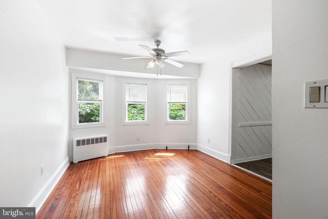 1615 CHAPEL AVE W, Cherry Hill, NJ 08002