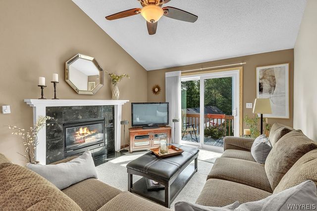 3 Beacon Park L, Amherst, NY 14228