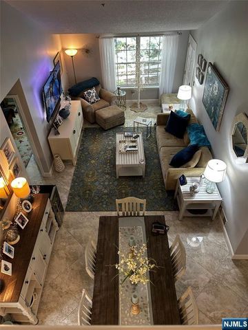 1029 Castle Road, Mahwah, NJ 07430