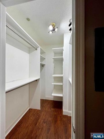 1029 Castle Road, Mahwah, NJ 07430