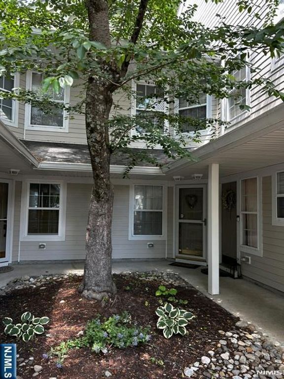 1029 Castle Road, Mahwah, NJ 07430