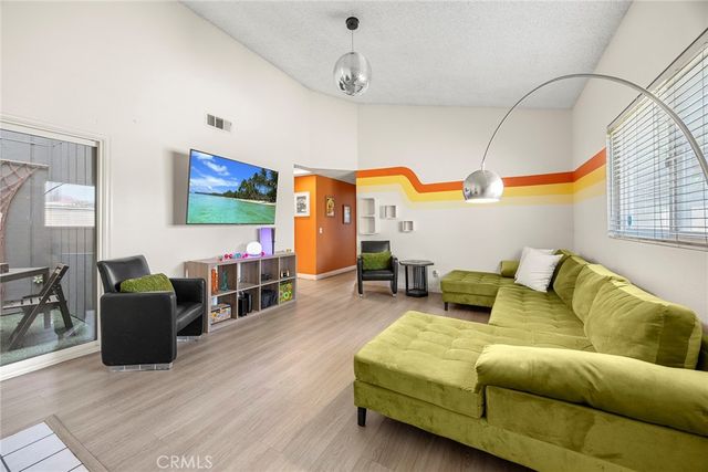 2369 S Reservoir, Pomona, CA 91766