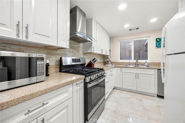 2369 S Reservoir, Pomona, CA 91766