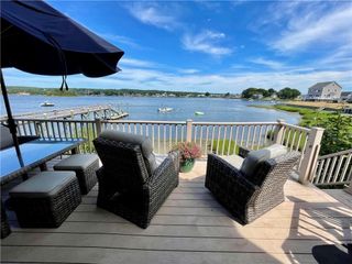 57 Green Street, Portsmouth, RI 02871