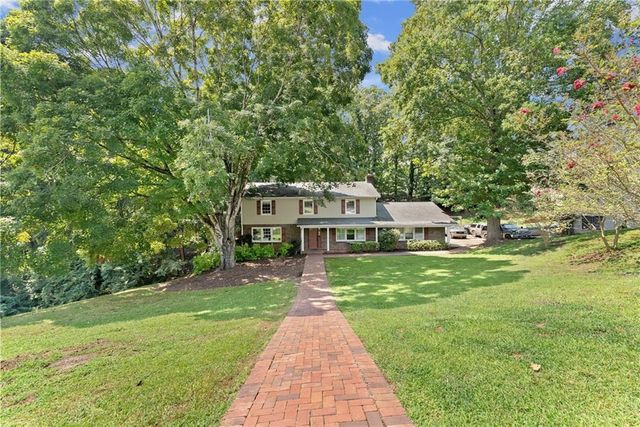 670 Harbor Cove, Gainesville, GA 30501