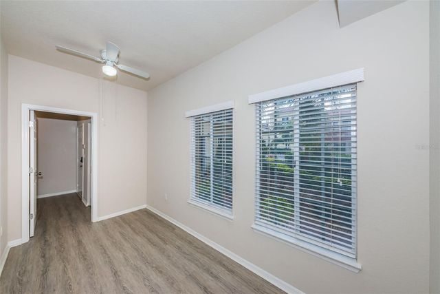 5215 BEACH BREEZE COURT 5215, Tampa, FL 33609
