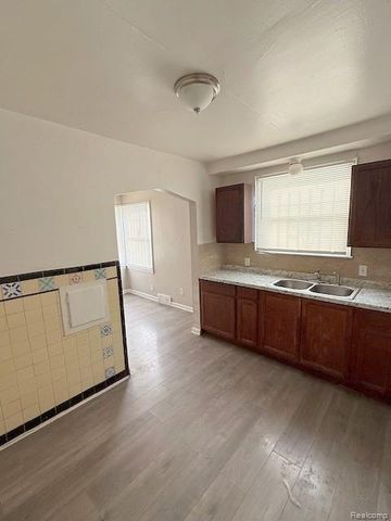 12809 Kilbourne Street, Detroit, MI 48213