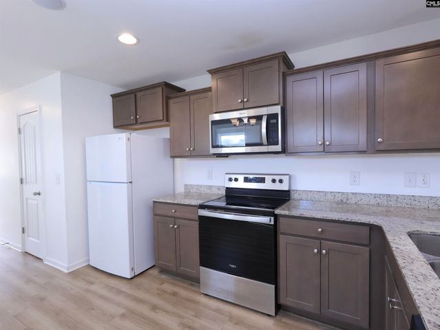 349 Gum Swamp Trl, West Columbia, SC 29169