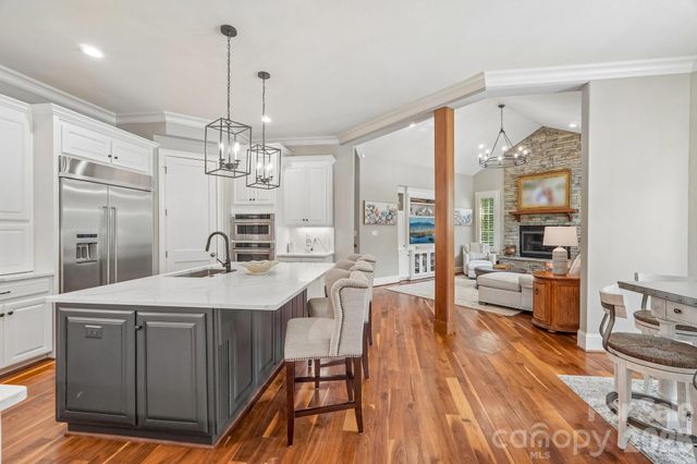 8905 Whirlaway Lane, Waxhaw, NC 28173