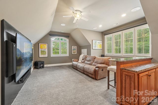 8905 Whirlaway Lane, Waxhaw, NC 28173