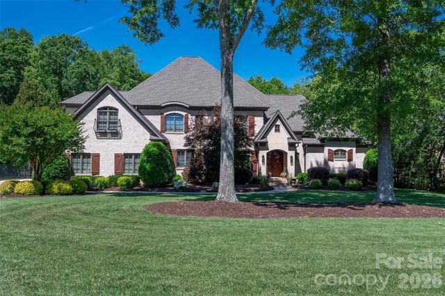 8905 Whirlaway Lane, Waxhaw, NC 28173