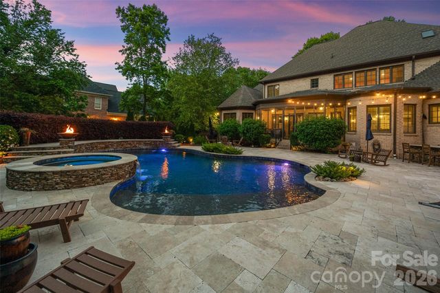 8905 Whirlaway Lane, Waxhaw, NC 28173