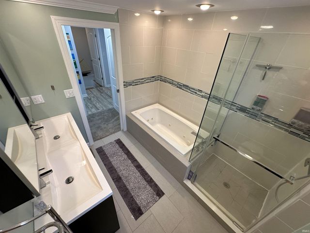 5240 E Wenz Drive, Monticello, IN 47960