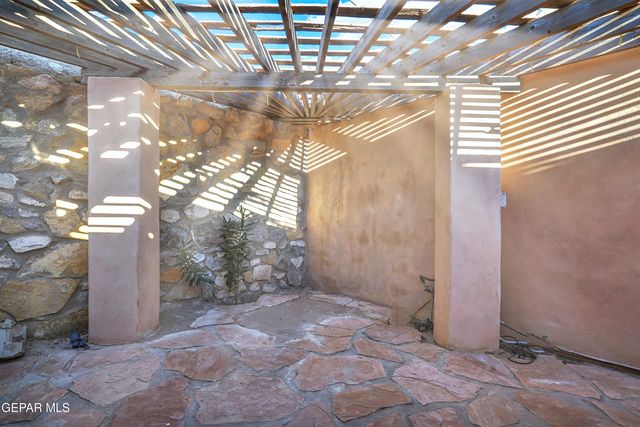 2316 N CAMPBELL Street, El Paso, TX 79902