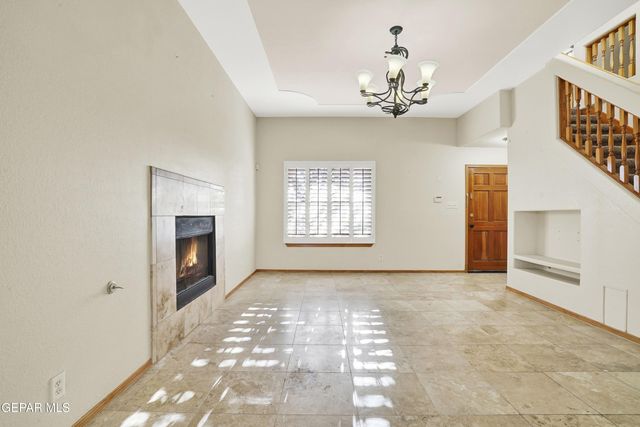 2316 N CAMPBELL Street, El Paso, TX 79902