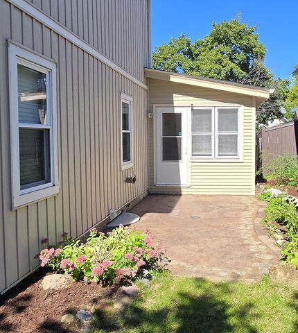 855 Cottage Avenue E, Saint Paul, MN 55106