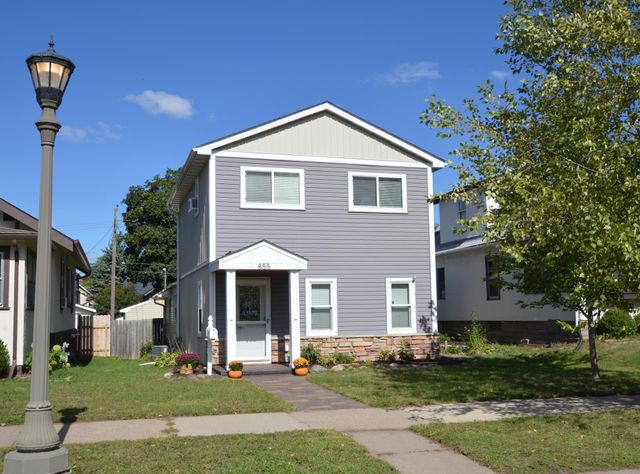 855 Cottage Avenue E, Saint Paul, MN 55106