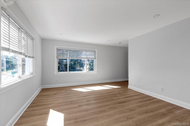 71 Haven Avenue Upper, Port Washington, NY 11050