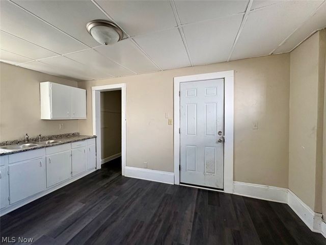 141 Fulton Street, Akron, OH 44305