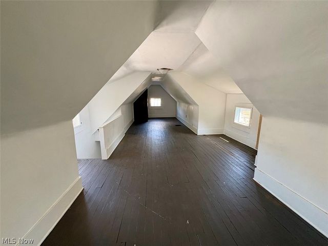 141 Fulton Street, Akron, OH 44305