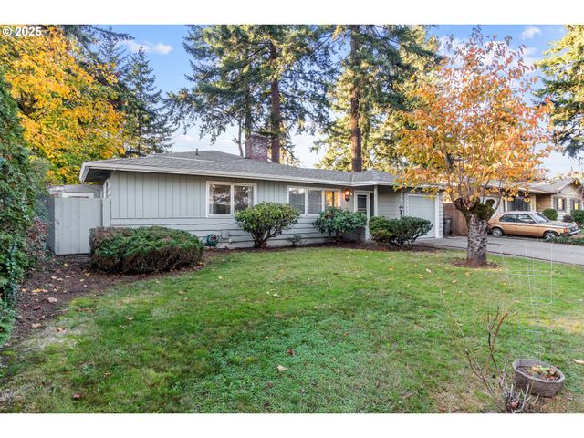 1929 Se 114TH Pl, Portland, OR 97216