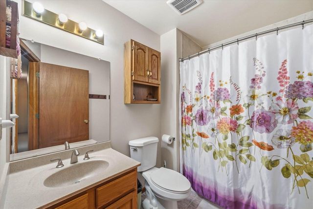W213N16673 Glen Brooke DRIVE, Jackson, WI 53037