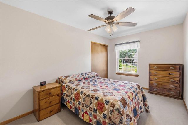 W213N16673 Glen Brooke DRIVE, Jackson, WI 53037