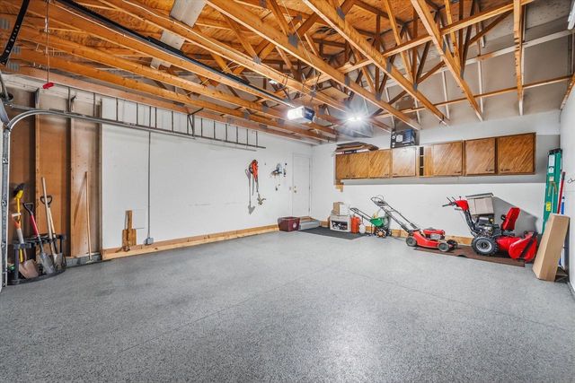 W213N16673 Glen Brooke DRIVE, Jackson, WI 53037