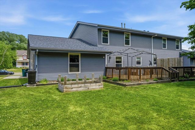 W213N16673 Glen Brooke DRIVE, Jackson, WI 53037