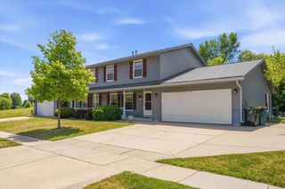W213N16673 Glen Brooke DRIVE, Jackson, WI 53037