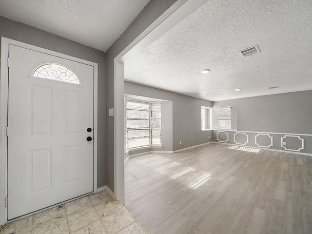 158 Blue Castle Court, Houston, TX 77015